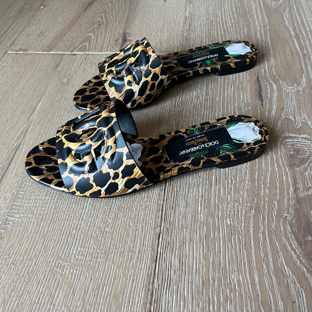 New Dolce & Gabbana Sandals - Picture 3 of 5